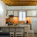 Filoxenia Apartments
